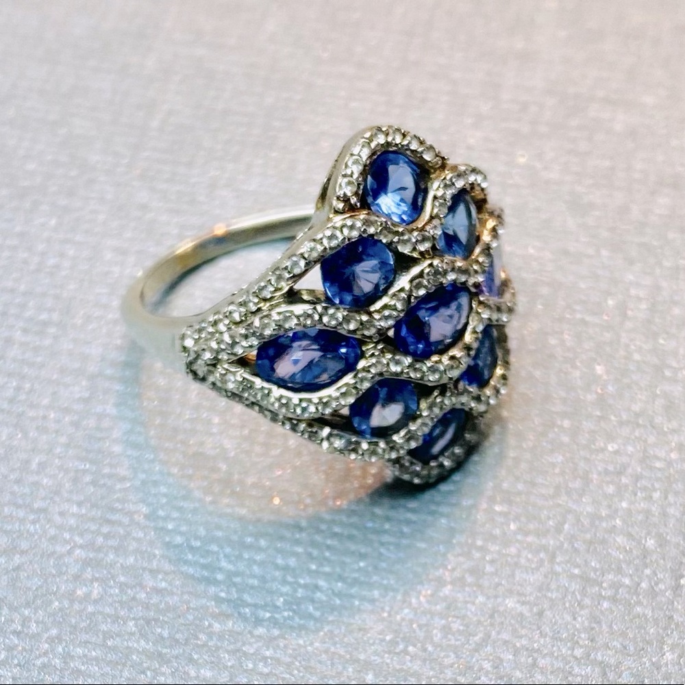 Sterling W/ tanzanite ring